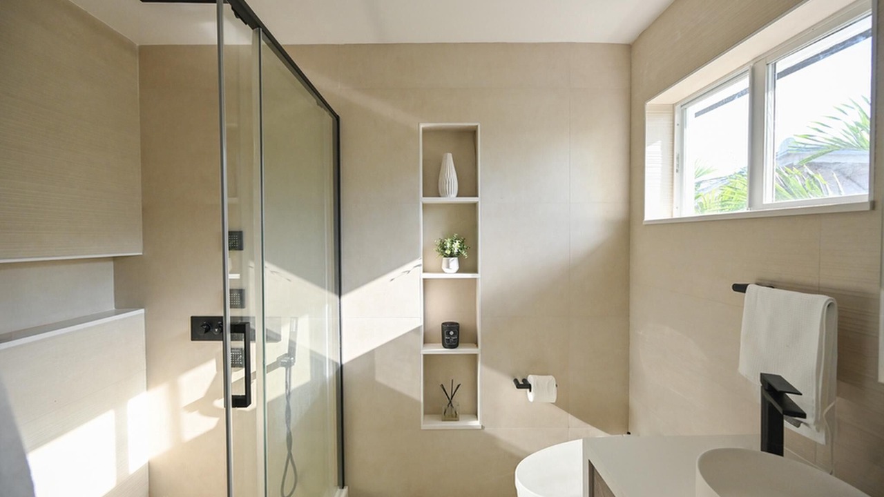 Photo of Bathroom in Pompano Isles