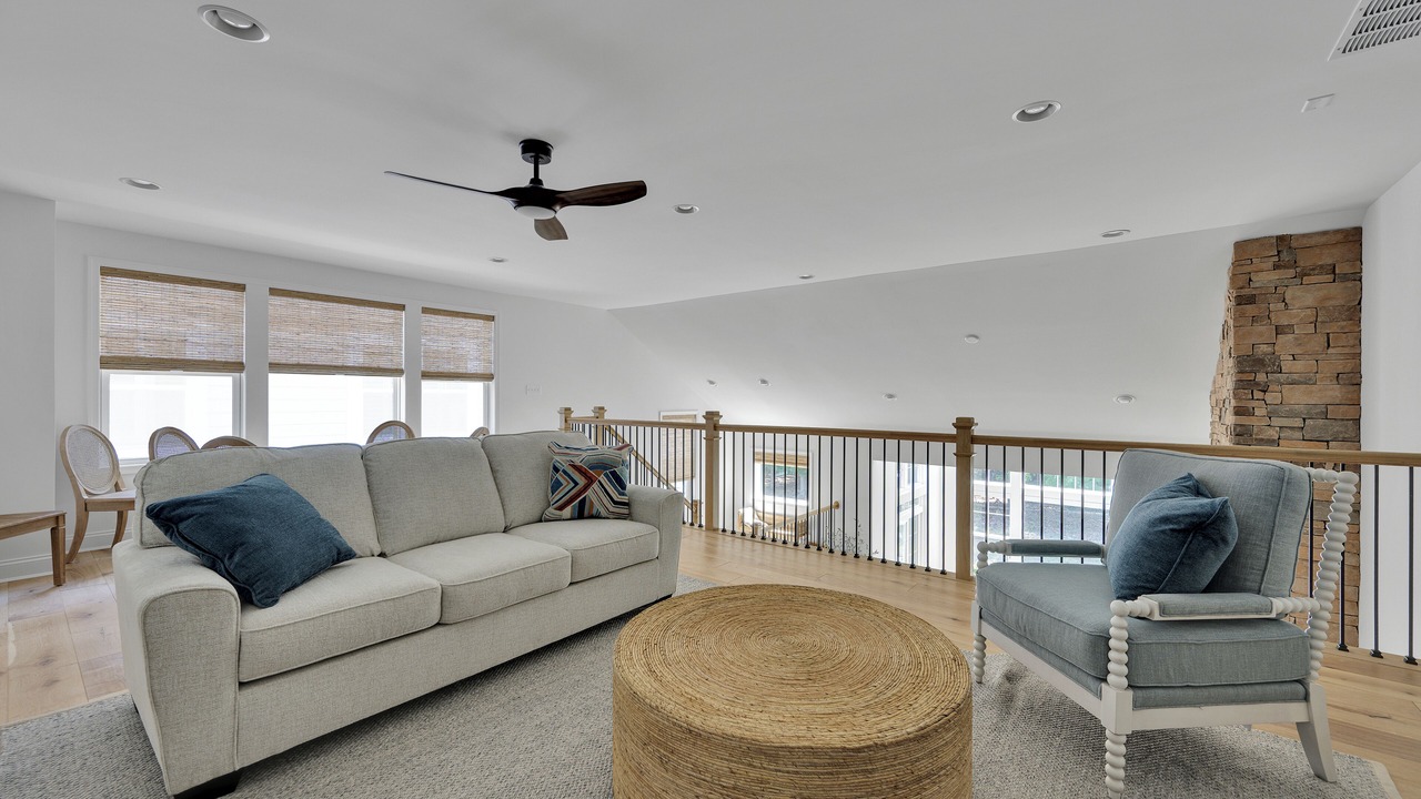 Photo of Livingroom in Long Neck
