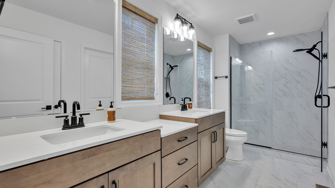 Photo of Bathroom in Long Neck