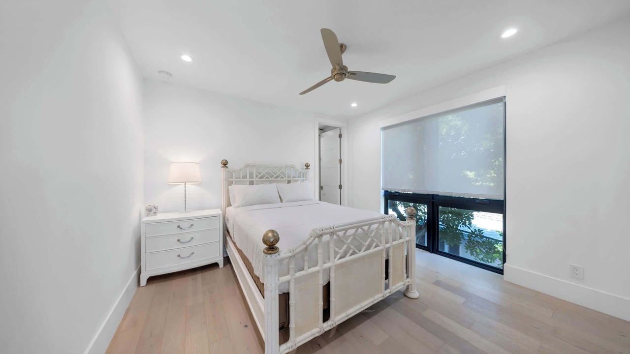 Photo of Bedroom in Harbour Inlet