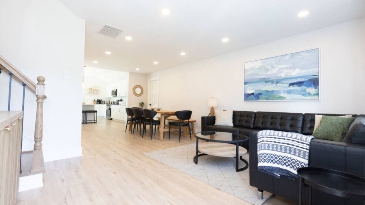 Photo of Livingroom in Lower Township