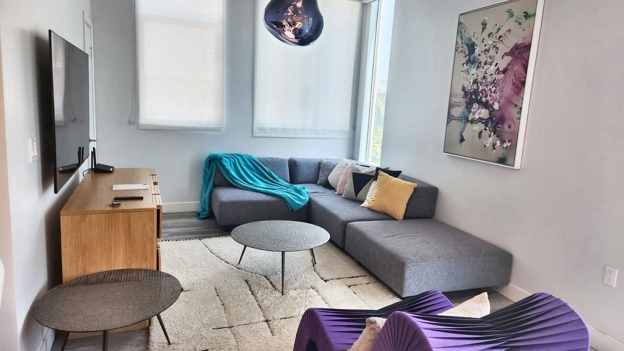 Photo of Livingroom in Fairfax District