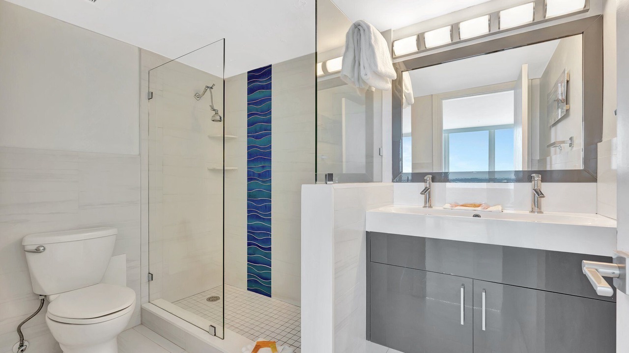 Photo of Bathroom in Bermuda Riviera