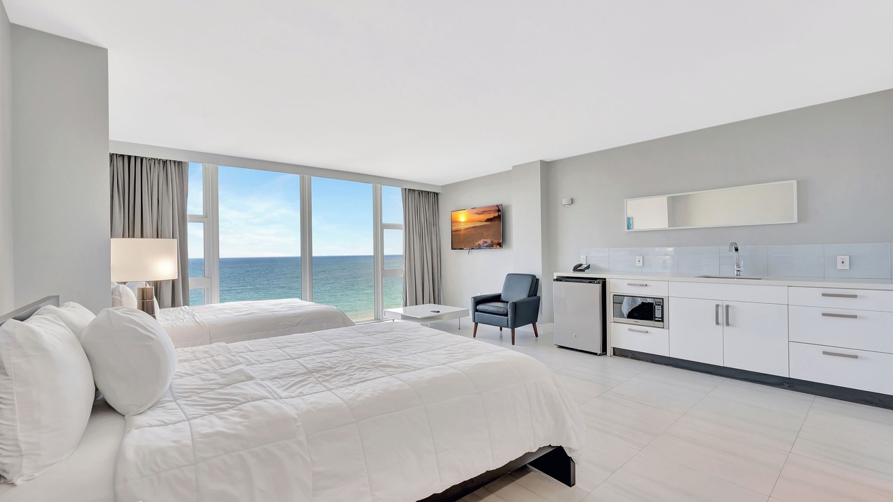 Photo of Bedroom in Bermuda Riviera