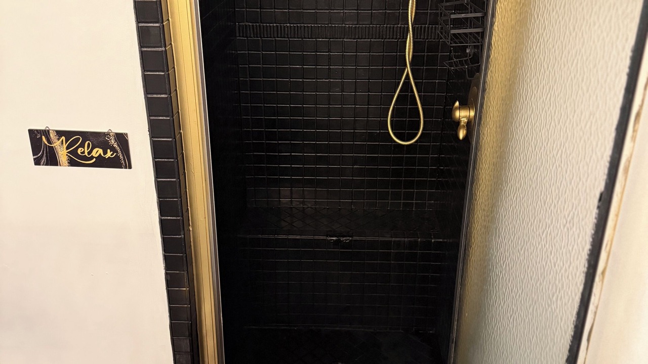 Photo of Bathroom in Greenbrier West