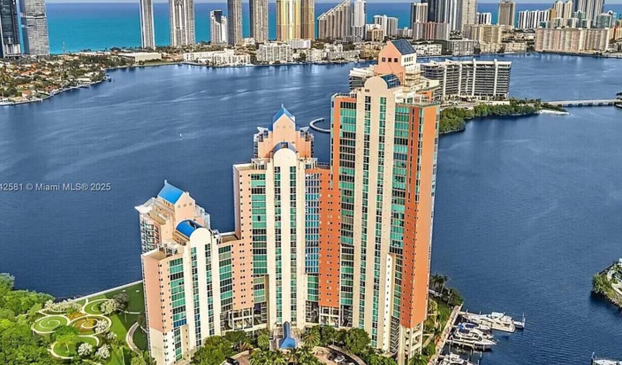 Photo of Outdoor in Aventura