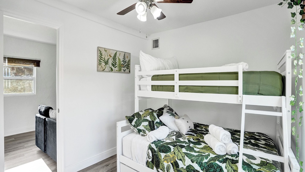 Photo of Bedroom in Hollywood