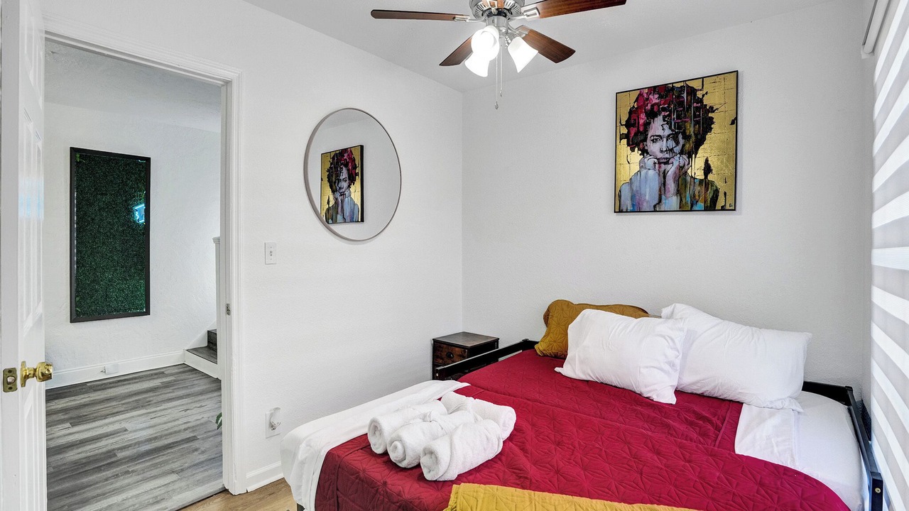 Photo of Bedroom in Hollywood