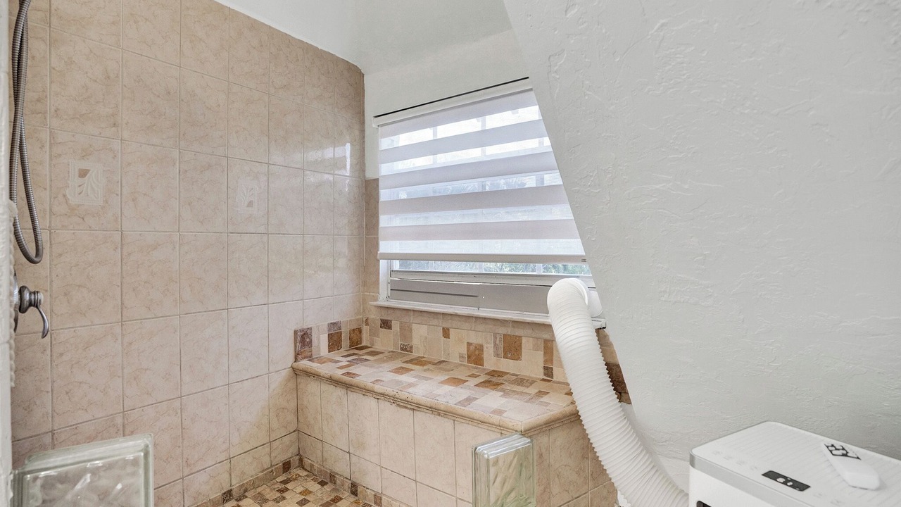 Photo of Bathroom in Hollywood