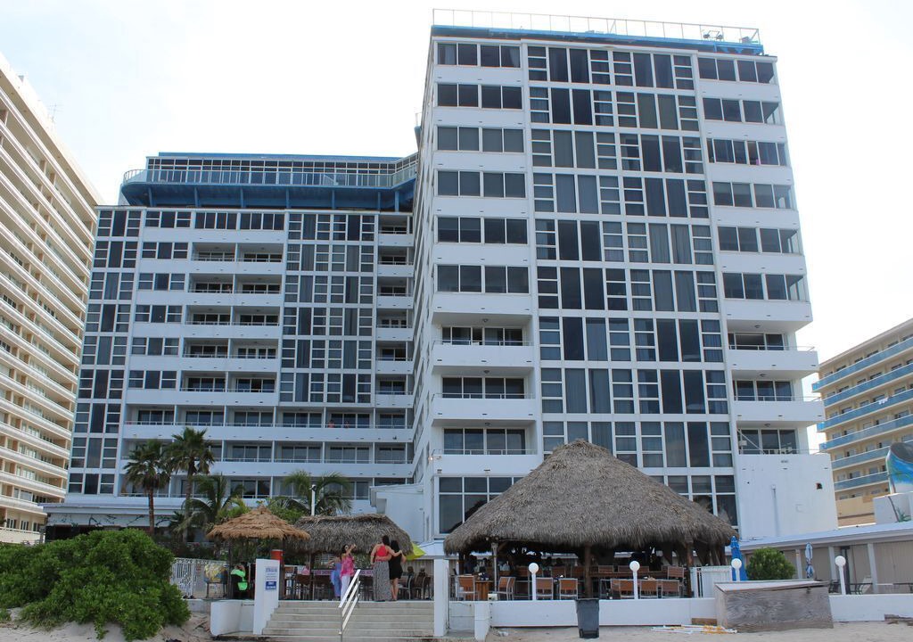 Photo of Outdoor in Bermuda Riviera