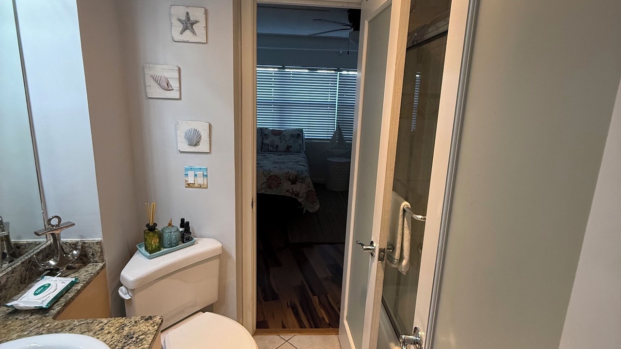 Photo of Bathroom in Dolphin Isles