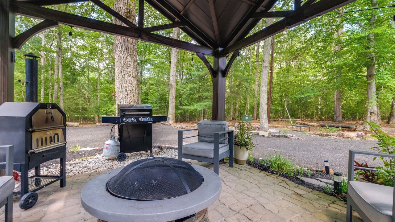 Photo of Outdoor in Pisgah