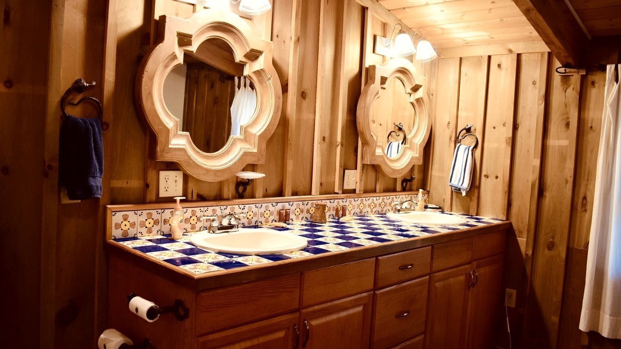 Photo of Bathroom in Mingo