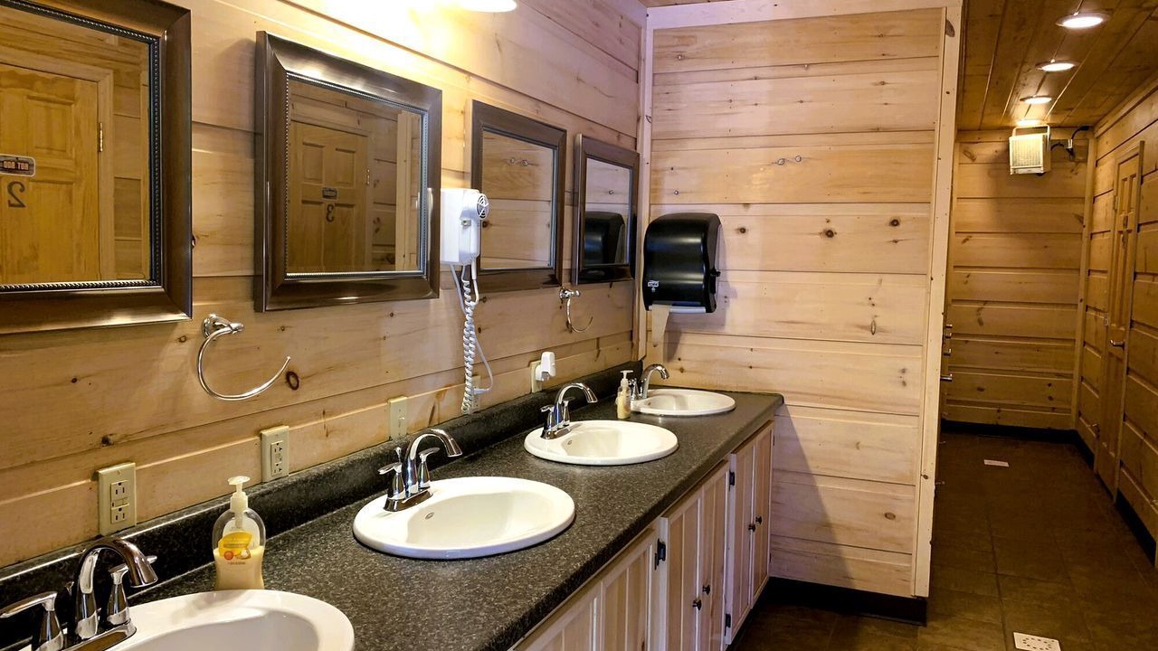 Photo of Bathroom in Mingo