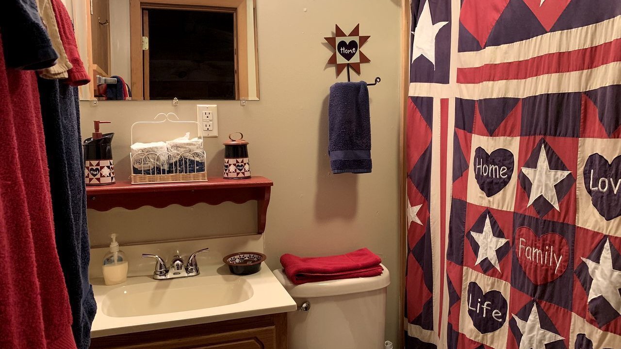 Photo of Bathroom in Mingo
