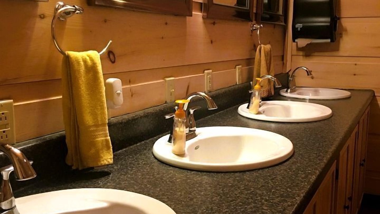 Photo of Bathroom in Mingo