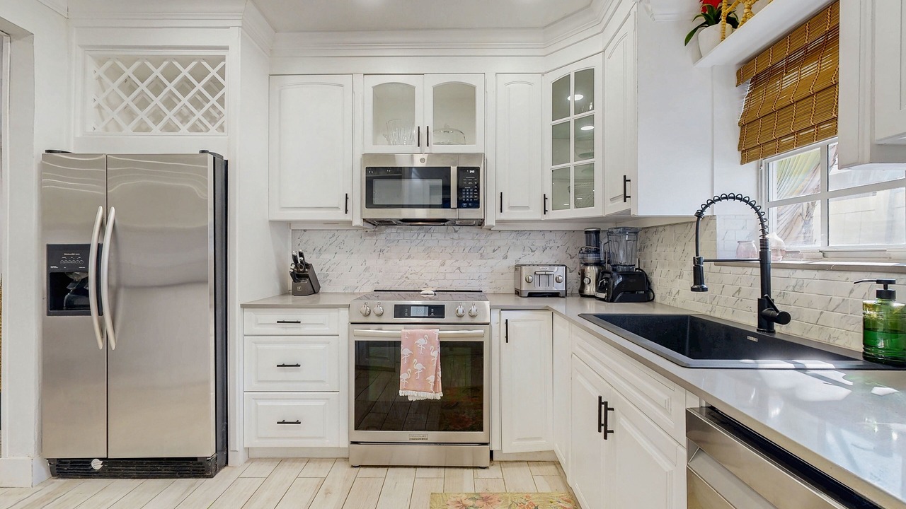 Photo of Kitchen in Santa Barbara Estates