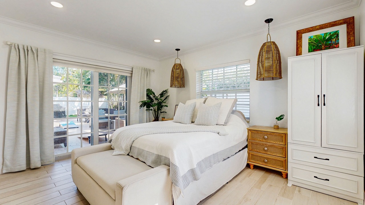 Photo of Bedroom in Santa Barbara Estates