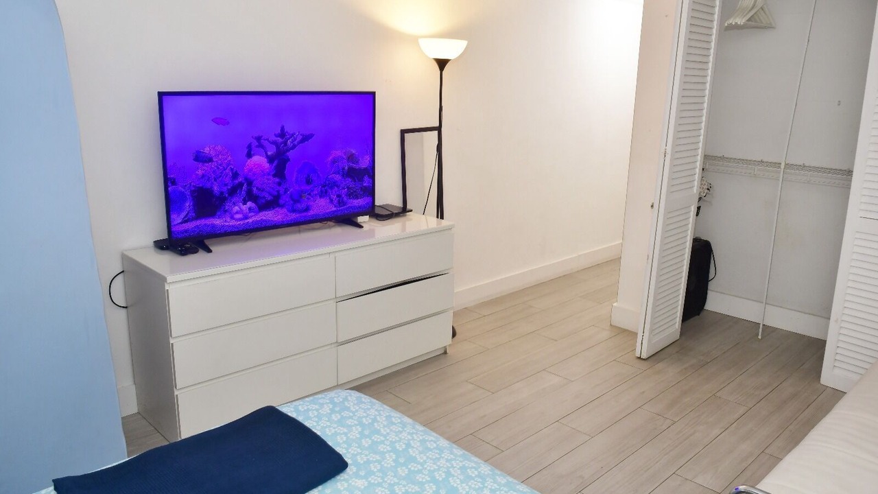 Photo of Bedroom in North Miami Beach