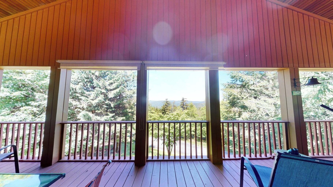 Photo of Outdoor in Edray