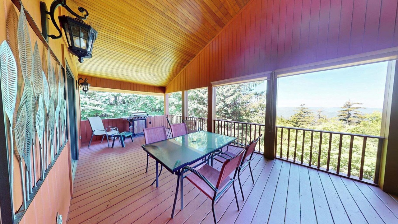 Photo of Outdoor in Edray