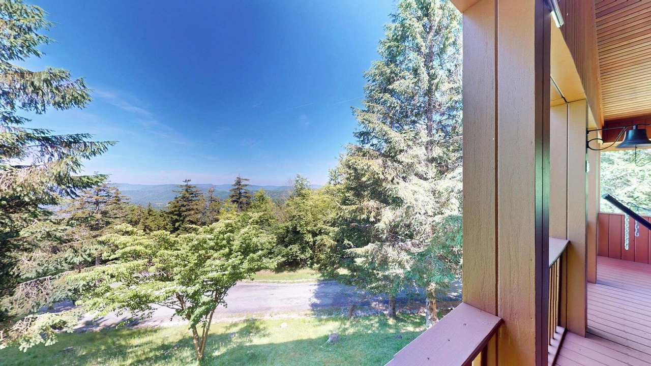 Photo of Outdoor in Edray