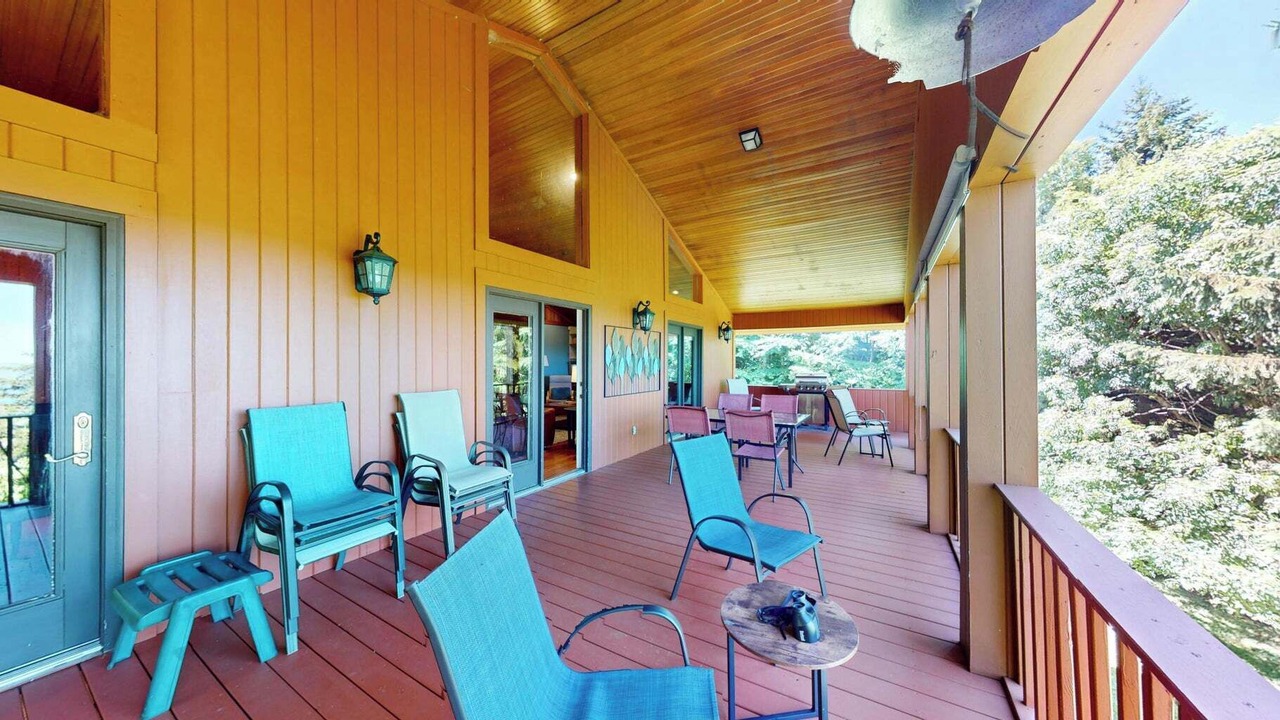 Photo of Patio Balcony in Edray