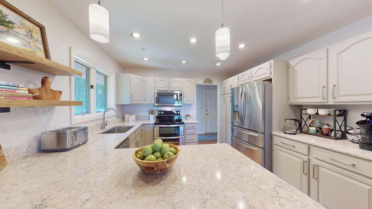 Photo of Kitchen in Edray