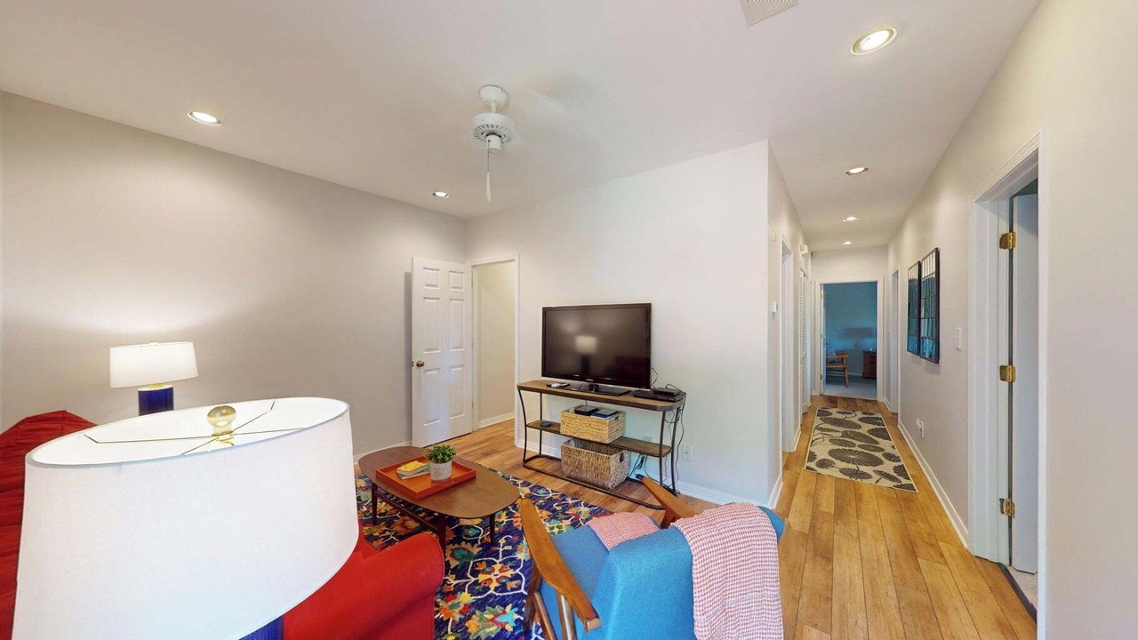 Photo of Livingroom in Edray