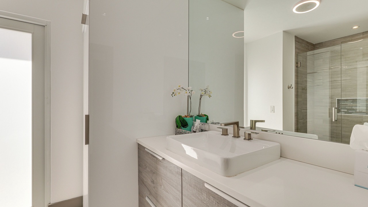 Photo of Bathroom in Harbor Beach