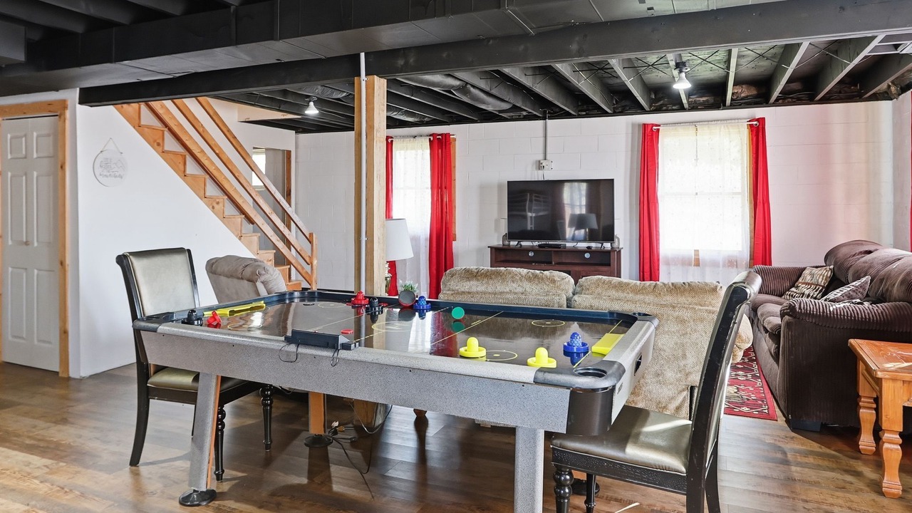 Photo of Bedroom in Mountain Base