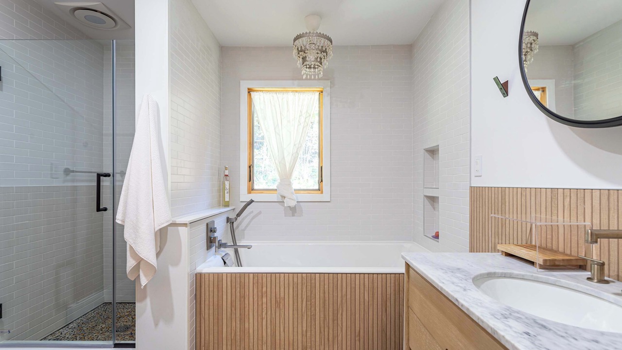 Photo of Bathroom in Schoharie
