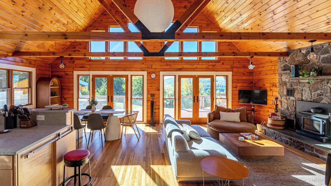 Photo of Livingroom in Schoharie