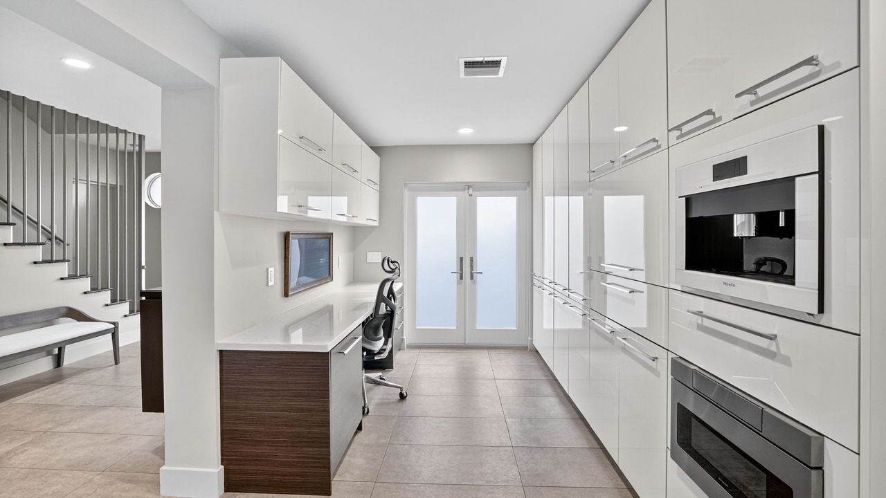 Photo of Kitchen in Harbour Inlet