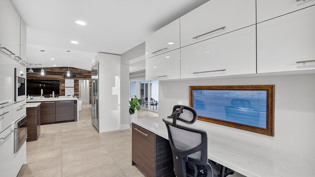 Photo of Kitchen in Harbour Inlet