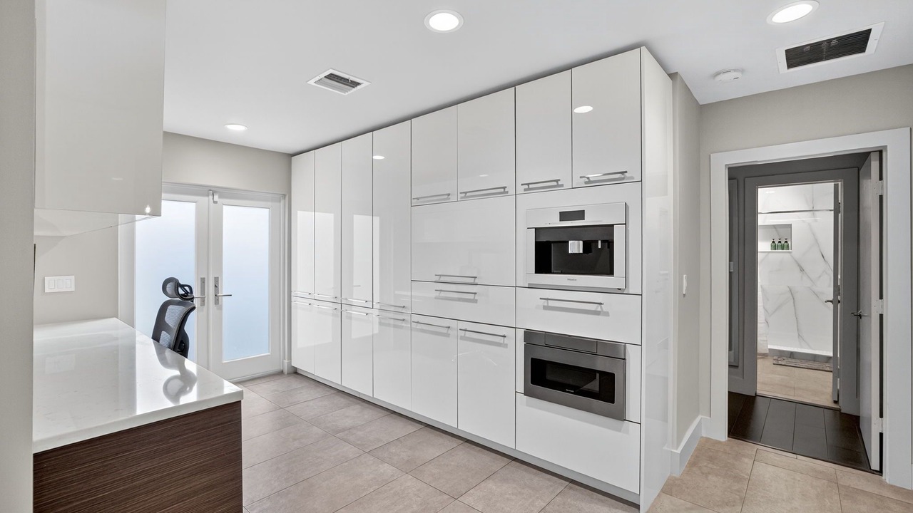 Photo of Kitchen in Harbour Inlet