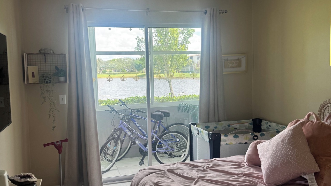 Photo of Bedroom in Hamptons at Boca Raton