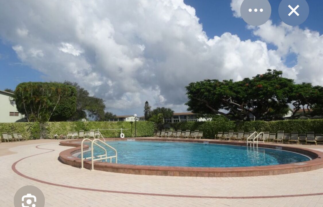 Photo of Outdoor in Hamptons at Boca Raton