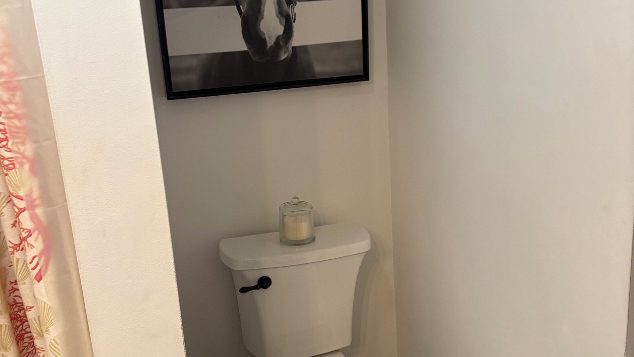 Photo of Bathroom in Urbanna