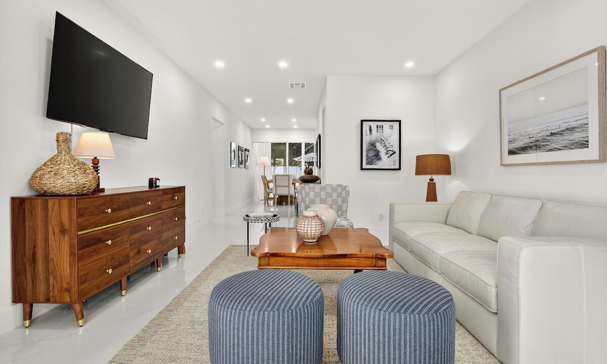 Photo of Livingroom in Tropic Palms