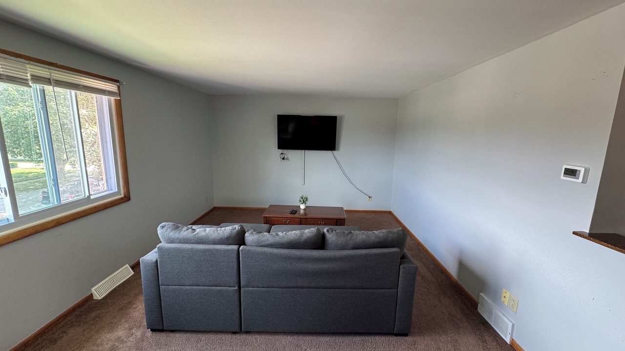 Photo of Livingroom in Cheektowaga
