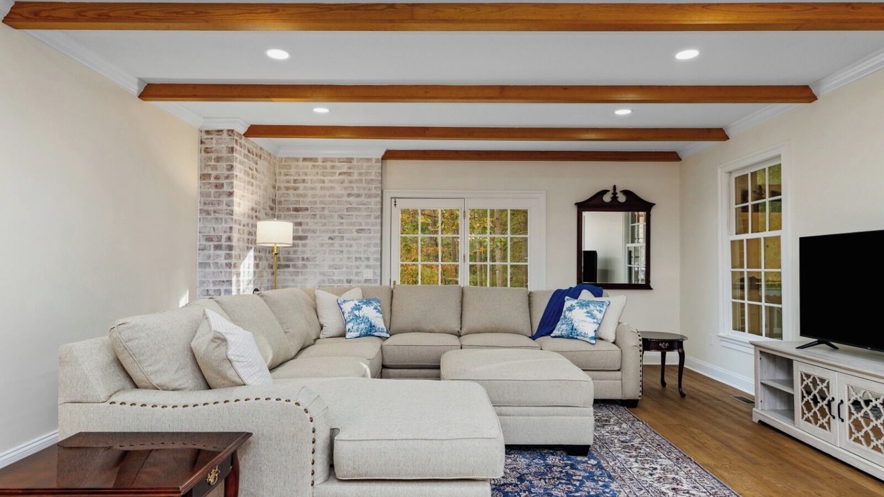 Photo of Livingroom in Madison