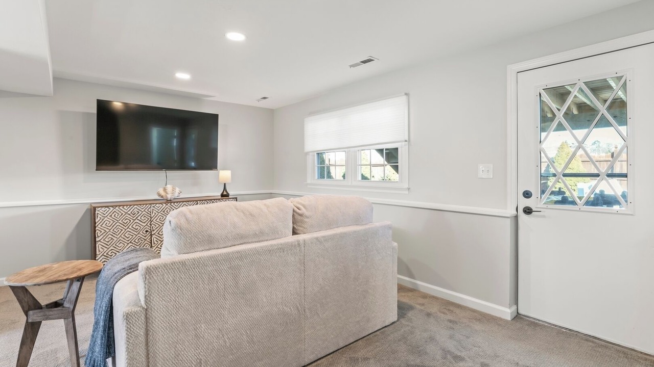 Photo of Livingroom in Shark River Hills