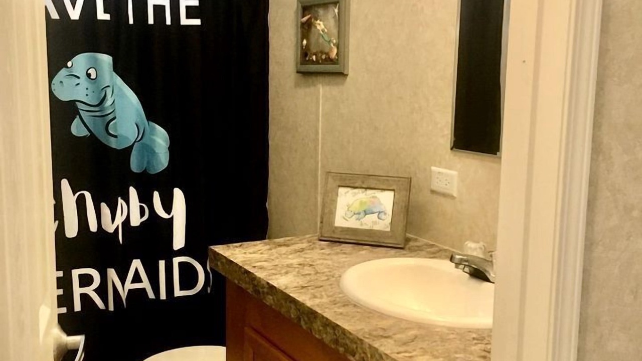 Photo of Bathroom in Survey Creek