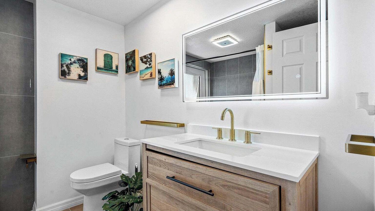 Photo of Bathroom in Coral Brook