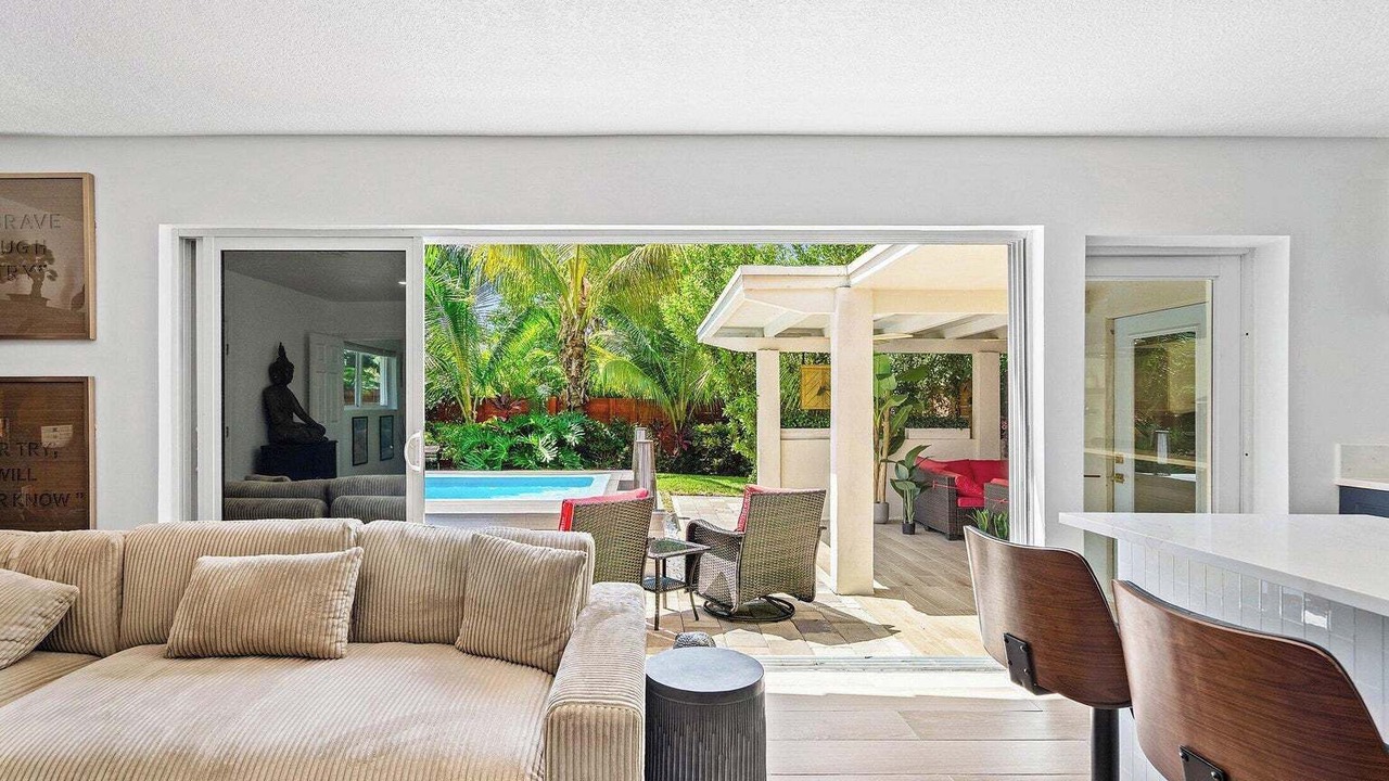 Photo of Livingroom in Coral Brook