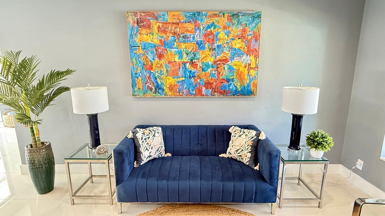 Photo of Livingroom in Wilton Manors