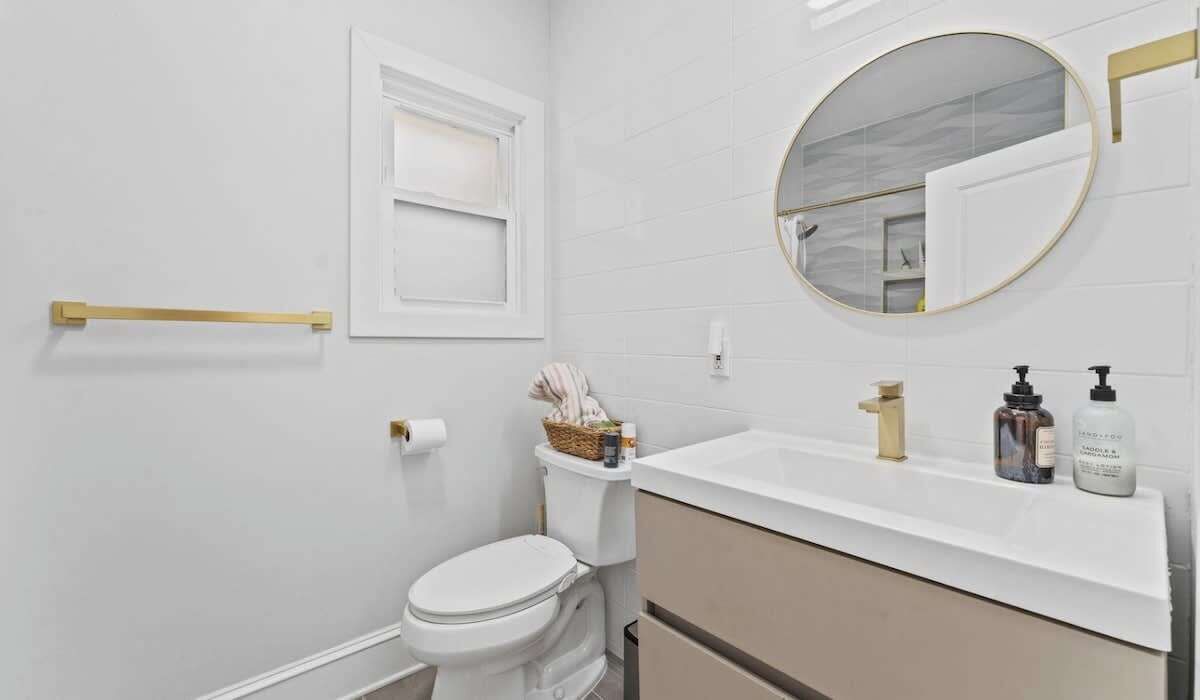 Photo of Bathroom in McGinley Square