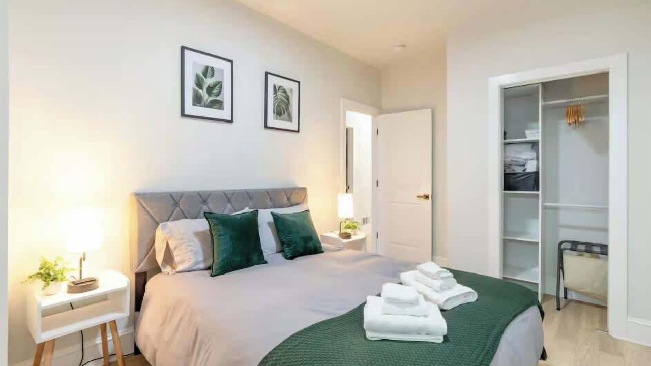 Photo of Bedroom in McGinley Square