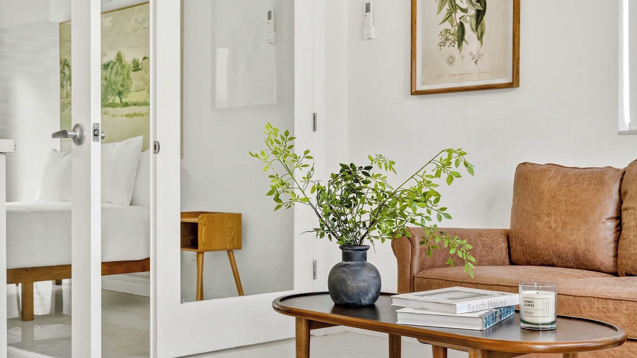 Photo of Livingroom in Beverly Heights